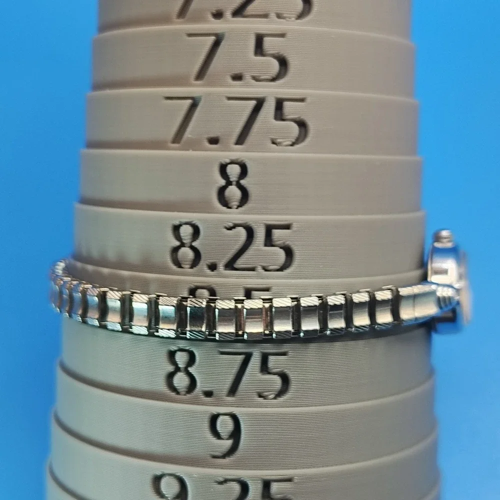 Vintage 1994 Timex 29mm Women's Quartz Cocktail Watch Stretch Bracelet‎ Restored
